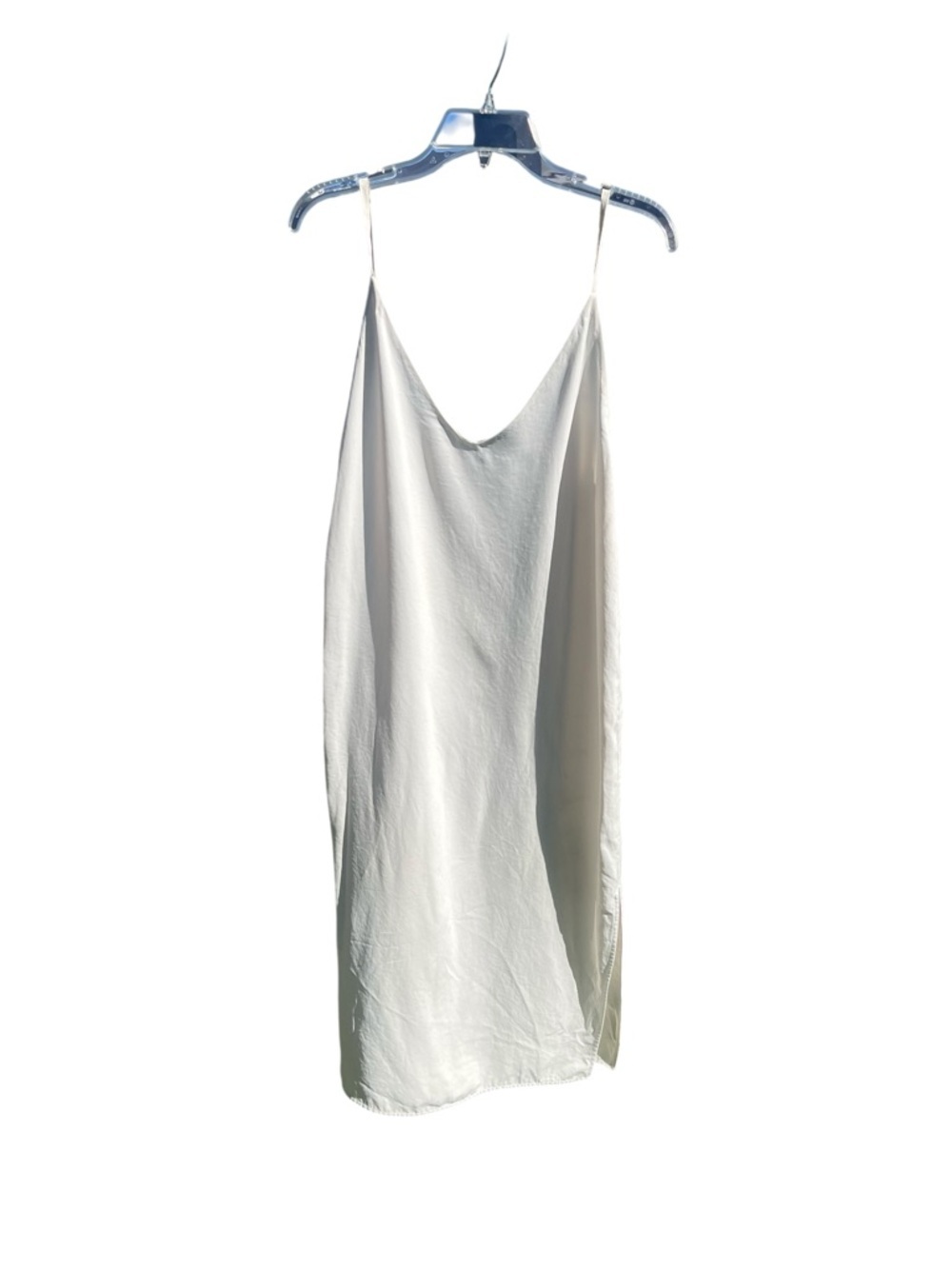 Everlane Creamy White V-Neck Slip Dress, Classic, Minimalist, versatile, 4 - Picture 3 of 9